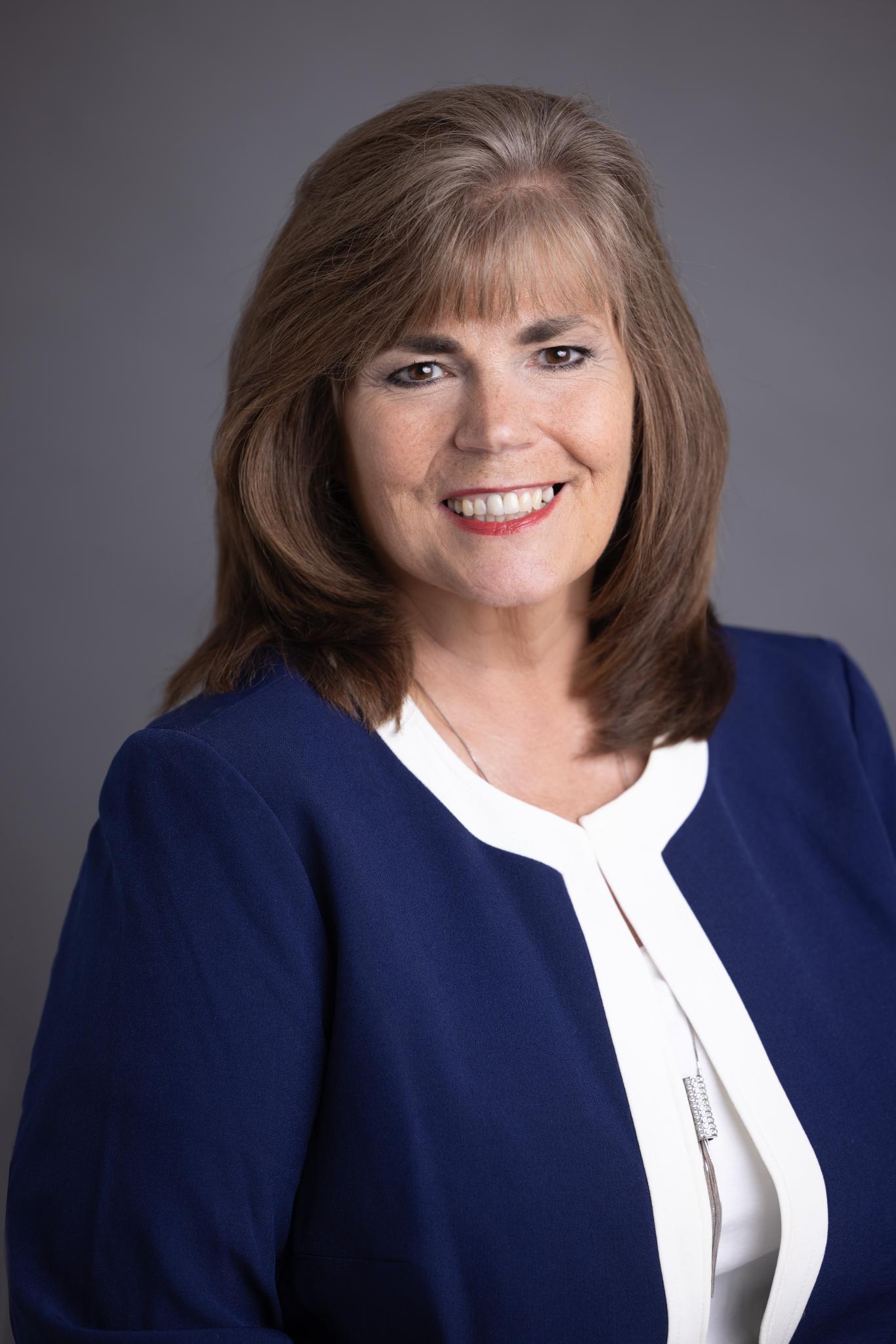 Head Shot of Shauna Matelski